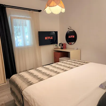 Dolce Luxury Отель Битез