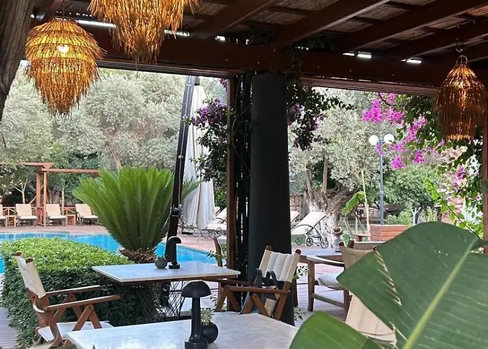 Dolce Luxury מלון *